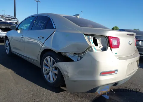 2015 Chevrolet Malibu 1Lz z USA, uszkodzony, nr VIN 1G11F5SL8FF336808